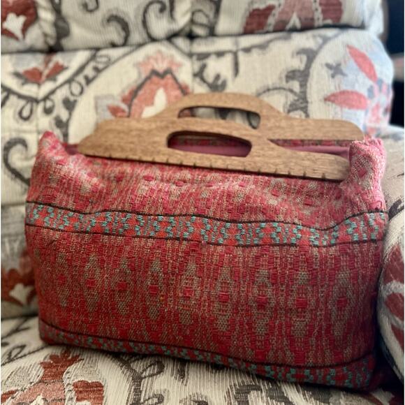 Vintage Woven Aztec Wooden Top Handle Bag - Picture 1 of 3